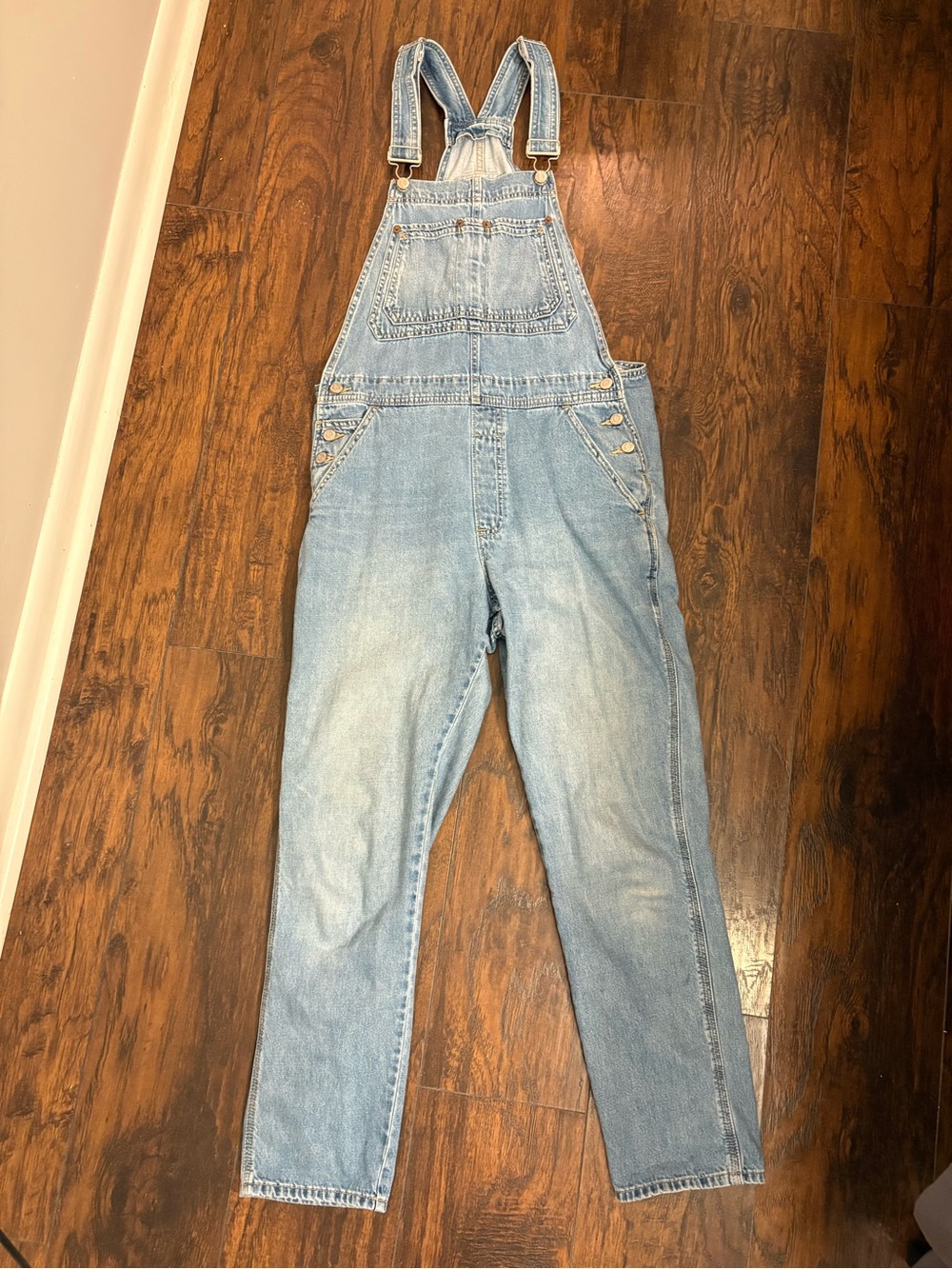 Gap Classic Light Wash Denim Overalls — Size M Tall 👖